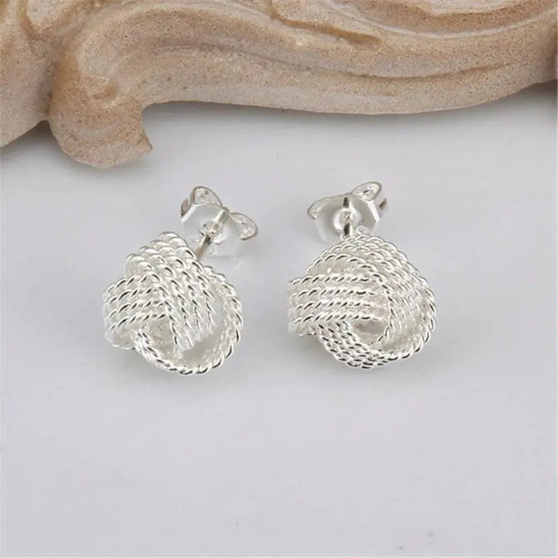 Stylish whirl design earrings with a modern twist